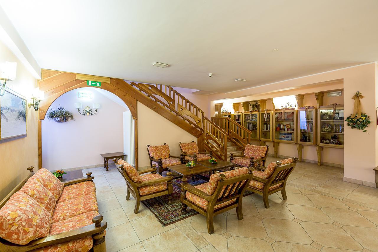 Hotel Trieste Roccaraso Esterno foto